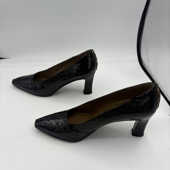 Stuart Weitzman Shoes Womens Size‎ 8 Black Patent Leather Pumps Gold Trim Spain - Picture 8 of 10